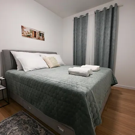 Zara Blu With Pool Villa *