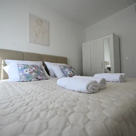 Villa Zara Blu With Pool Brisevo