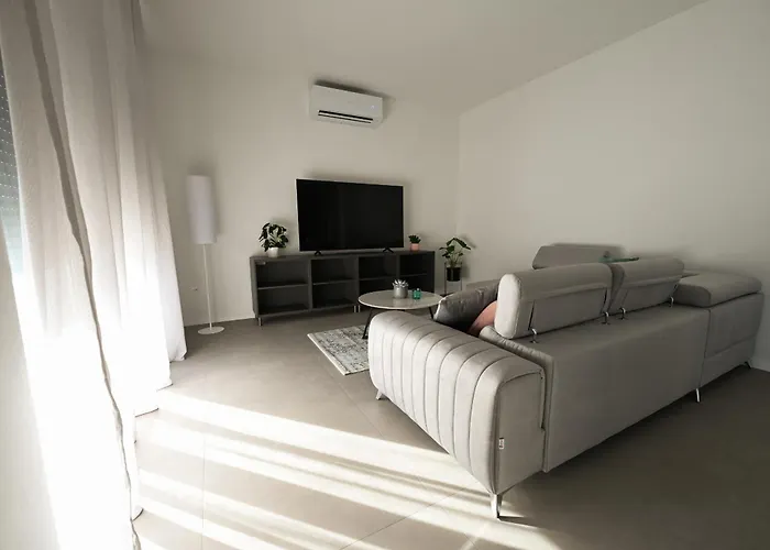 Zara Blu With Pool Villa Brisevo