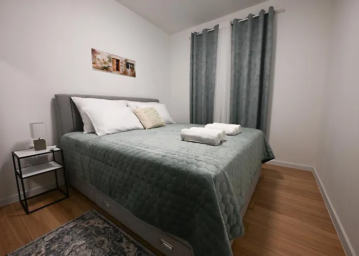 Zara Blu With Pool Villa *