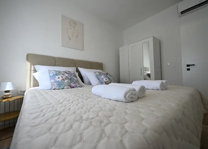 Villa Zara Blu With Pool Brisevo