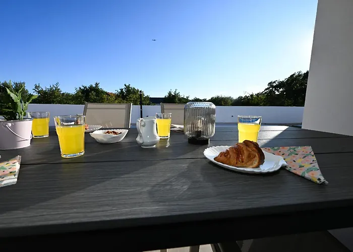 Villa Zara Blu With Pool Brisevo