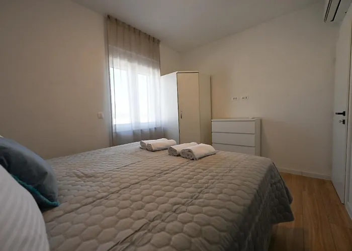 Zara Blu With Pool Villa *